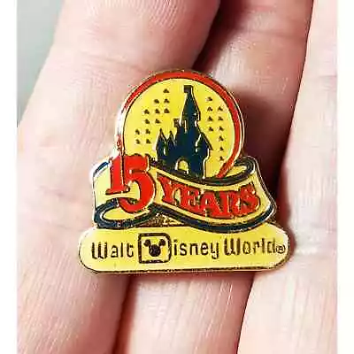 Vintage 1986 Walt Disney World Epcot  15 Years  Cloisonne Pre-Trading Prize Pin • $8.95