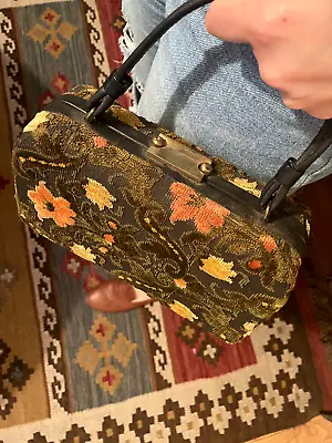 Beautiful Small Vintage Floral Chenille Carpet Bag • $75