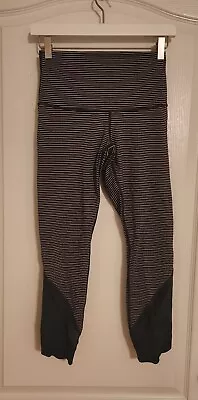 EUC Lululemon Wunder Under Crop Scallop Hype Stripe Deep Coal Mink Berry Sz 6 • $49