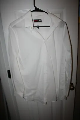 J Ferrar White Men's Button Down Long Sleeve Slim M 15-15 1/2 • $5.99