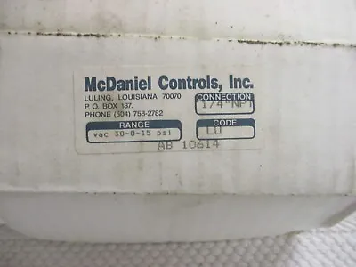 NIB McDaniel Controls Guage 30-0-15 PSI 1/4  NPT • $25