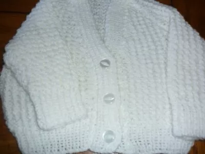 Handknitted Baby Cardigan • £0.99