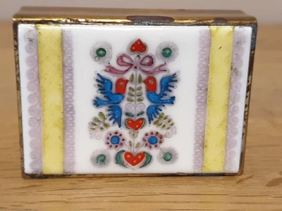 £0.99 • Buy Brass And Enamel Matchbox Cover