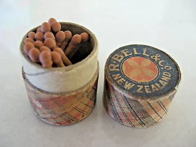 R. BELL & COMPANY Vintage MATCH MATCHES & ROUND BOX STRIKER Original NEW ZEALAND • $24.99