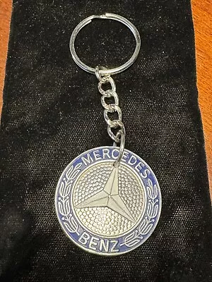 Mercedes-Benz KEYCHAIN W126 560 SEC Hood Radiator Grille Emblem Genuine Vintage • $29.99