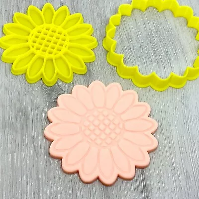 Sunflower Cookie Cutter & Fondant Stamp (style 2) • $11.95