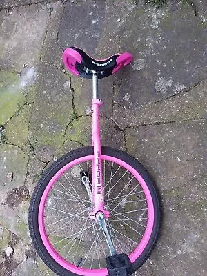 Hoppa Unicycle 20   Unicycle - Stunt  Circus - PINK Kenda Tyre Hi Spec Unicycle  • £44.90