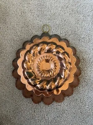 Vintage Copper Jello Cake Mold Traditional Design Scalloped Edge Hanging 8.5  • $12.95