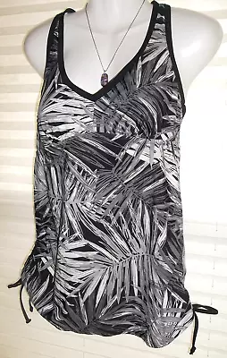 Liz Lange Maternity Tankini Top Size S Swim Black Gray White Print Spandex • £6.12