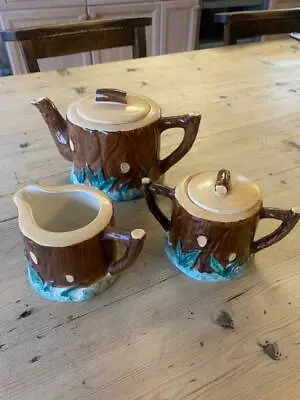 Keele Street Pottery Forest Teaset • £20