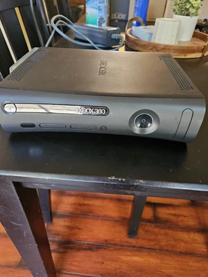 $40 • Buy Microsoft Xbox 360 Elite 20GB Console 