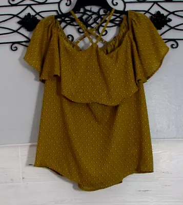 Maurices Women's Top Size 2 Mustard Floral Short Sleeve Round Neck • $9.86