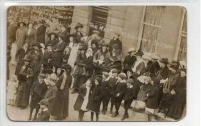 £4.95 • Buy THE MEET AT CHIPPING NORTON: Oxfordshire Postcard (C68637)