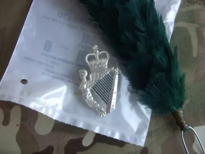 £13.50 • Buy Royal Irish Regiment  Caubeen Cap Badge & Hackle  Rangers  Uk