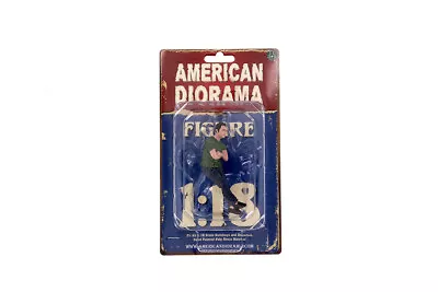 Car Meet 2 1:18 Scale American Diorama Figurine Figure II Man Guy Green Blue 4  • $8.59