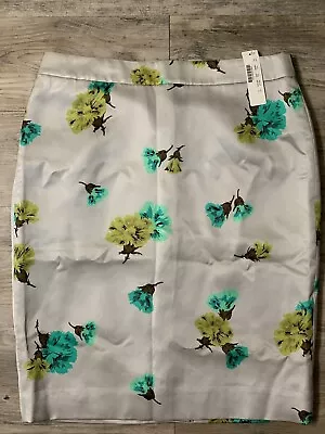 J CREW Floral 100% Silk Pencil Skirt Size 6 Metallic Silver • $34