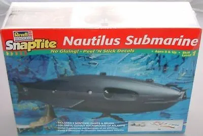 20000 Leagues Under The Sea : Nautilus Submarine Plastic Model Kit  • £35