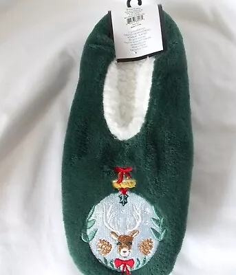 Vera Bradley Merry Mischief Ornaments COZY LIFE Slippers  Size Medium (7-8) $39 • $24.59