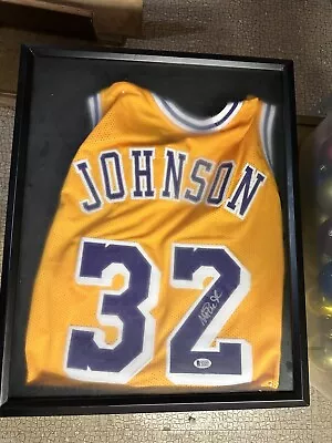 Magic Johnson Signed Jersey (Beckett)Los Angeles Lakers • $150