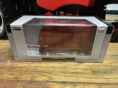 1/16 International Harvester 120 Forage Wagon SpecCast • $120