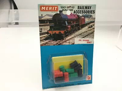 Merit 5067 OO Gauge Oil Drums • £5.99