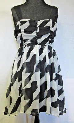 Chiffon Dress Black White PROM Party Dinner Dance Designer Bombshell NWT Size M • $24.49