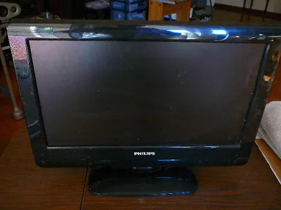 Philips 19PFL3504D/F7 19 Inchs LCD TV HDMI PC Monitor No Remote Tested Works • $46.99