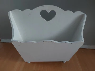 £5 • Buy Wooden Shabby Chic Magazine Rack