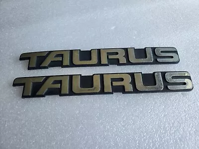 (2) Nos 1991 Ford Taurus Emblem Nameplate F1dz-5442528-aae Vntge • $19.99