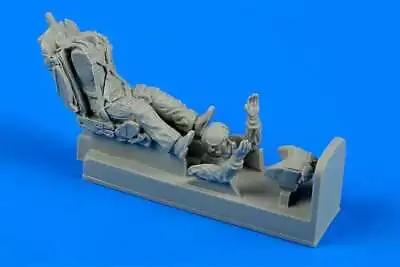 1/48 MiG21PFM/MF/ Bis/SMT MiG23M/MF/ML Fighter Pilot W/Ejection Seat • $19.88