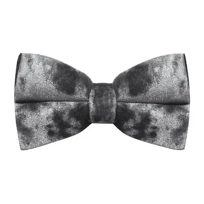 Luxury Silver Crushed Velvet Bow Tie • £11.99