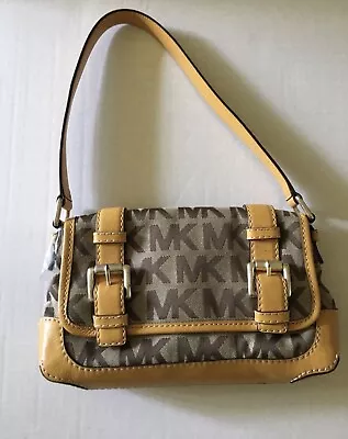 Michael Kors Shoulderbag  M LOGO Beige Ebony Yellow BROWN  Small Brookville Flap • $119