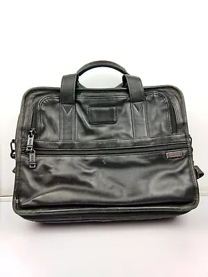 Tumi  Black  Leather Expandable Briefcase  Laptop  Business  Bag  Vintage • $149.99