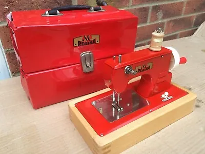 Muller Regina Toy Miniature Child's Chainstitch  Sewing Machine • £350