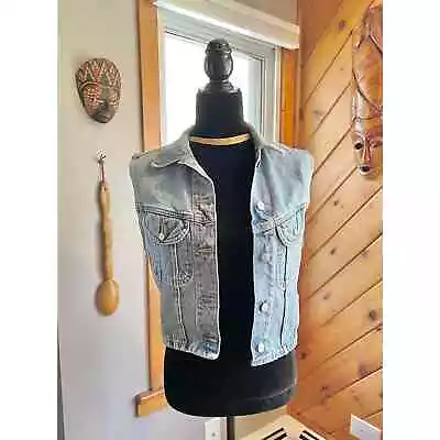 Vintage 90’s Structured Jean Moto Vest • $32