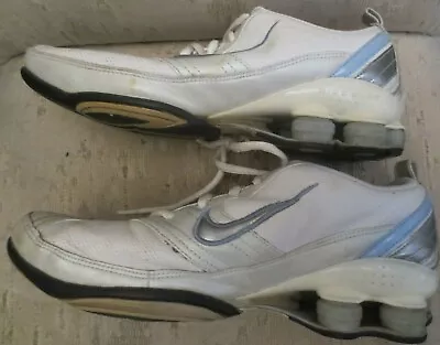 Nike Shox Women's Running Shoes Size 7 1/2 050810 White Men's Size 6 • $19.99