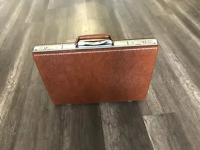 Vintage Slim Samsonite Mens Classic Briefcase Textured Brown Hard Shell Attache • $32.92