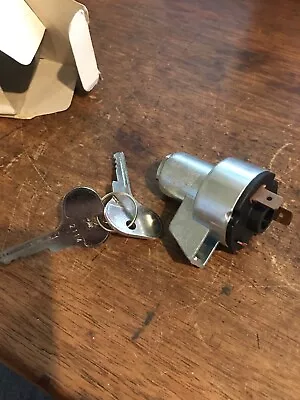 $34 • Buy NEW 1960s VW Volkswagen Ignition Switch 2 Keys 211 905 811C Beetle Bug BUS