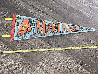 Vintage Flag Pennant Of MAINE ￼￼ The Pine Tree State   LOBSTERS LIGHTHOUSE FISH • $30