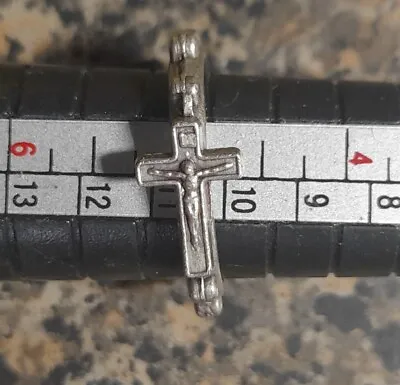 Vintage Rosary Medal Ring Size 5 Jesus Christ Crucifix 📿  • $15