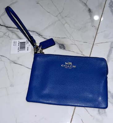 Coach Crossgrain Leather Corner Zip Wristlet Blue ~ NEW • $29.99