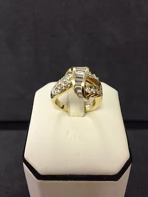 Beautiful 18K Yellow Gold Ladies Diamond Cocktail Ring • £1734.80