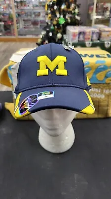 Nwt Ncaa Michigan Wolverines Logo Flex Fit Cap Hat Adidas S-m L-xl • $22.99