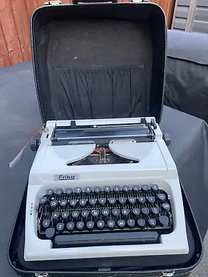 £94.99 • Buy Vintage Erika Typewriter With Black Carry Case Model 100-106 Exc Con