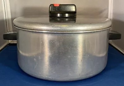 Vintage MIRRO 5Qt/4.7L Aluminum Nonstick Pot Sauce Pan W/ T-FAL Vented Lid USA • $17.50