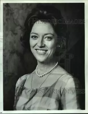 1984 Press Photo Veronica Cartwright Stars In Robert Kennedy And His Times. • $15.99