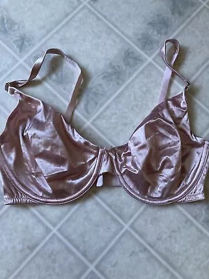 Victoria's Secret 36D Pink Satin Underwire Unlined Perfect Coverage Bra • $28.99