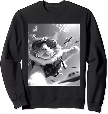 Funny Skydiving Cat Selfie With Alien UFOs Gift Unisex Crewneck Sweatshirt • $26.99