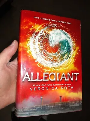 SIGNED 1st Ed By Veronica Roth Allegiant Divergent Series #3 HC DJ • $15