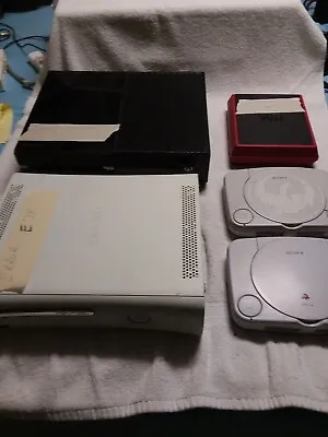 Lot Of 5 Systems Xbox PlayStation &Wii Red Mini For PARTS OR REPAIR • $135